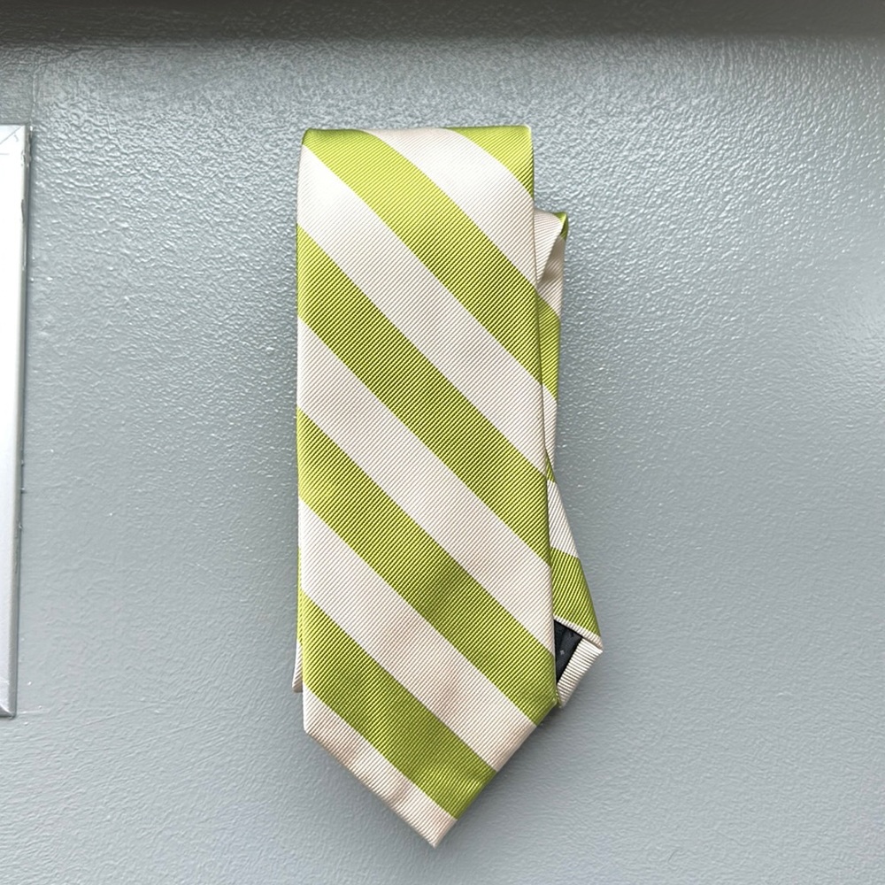 Perry Ellis Boys Tie